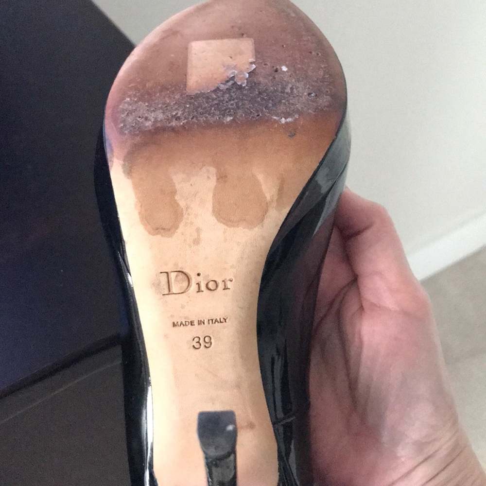 Shoes - Picture 3 of 4